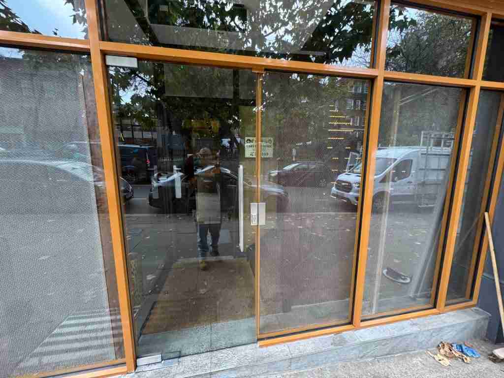 EMergency Glazier